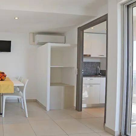 Marina Bianca Santa-Lucia-di-Moriani