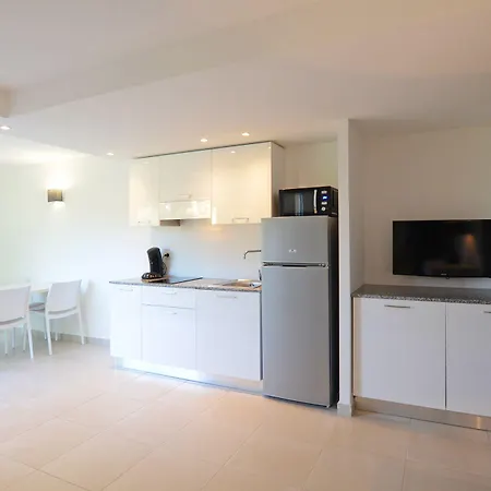 Marina Bianca Aparthotel 3*