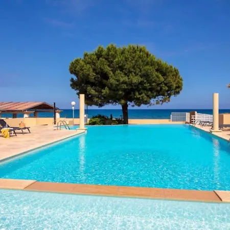 Marina Bianca Lejlighedshotel