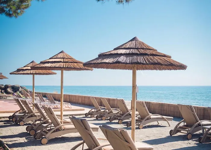 Ξενοδοχείο με διαμερίσματα Marina Bianca 3*