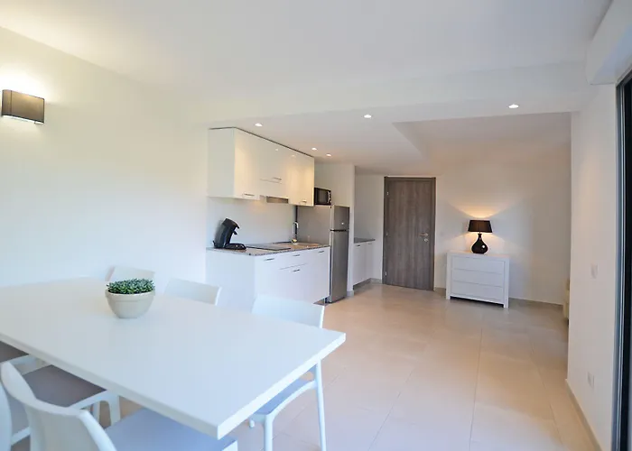 Marina Bianca Aparthotel Santa-Lucia-di-Moriani