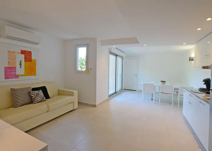 Marina Bianca 3* Santa-Lucia-di-Moriani