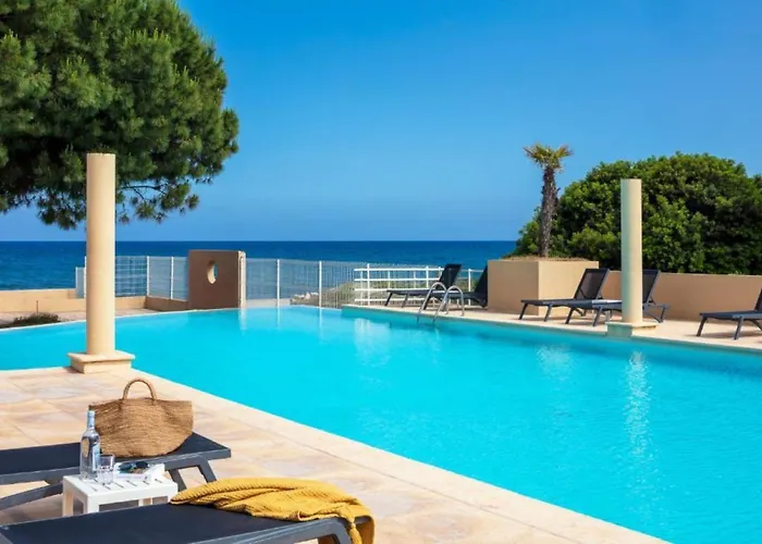 Ξενοδοχείο με διαμερίσματα Marina Bianca 3*