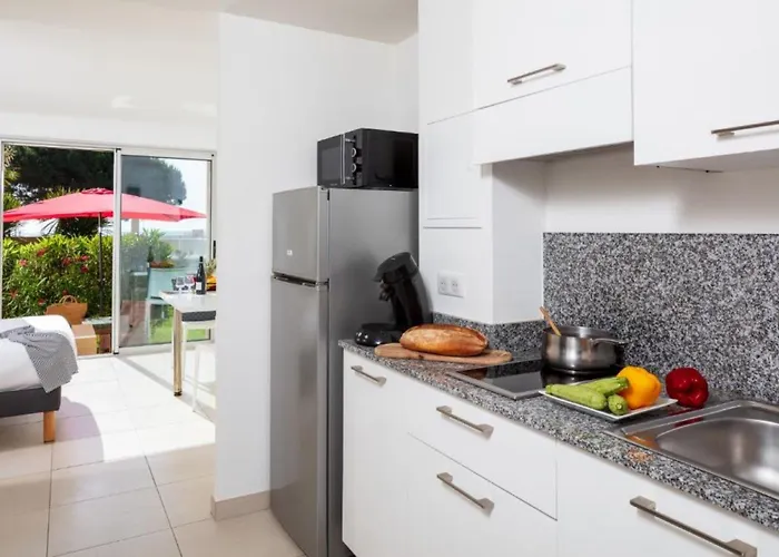 Marina Bianca Santa-Lucia-di-Moriani