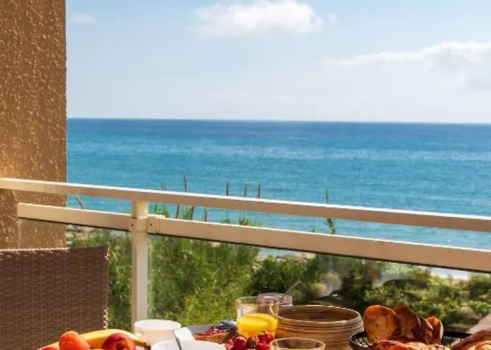 Aparthotel Marina Bianca 3*